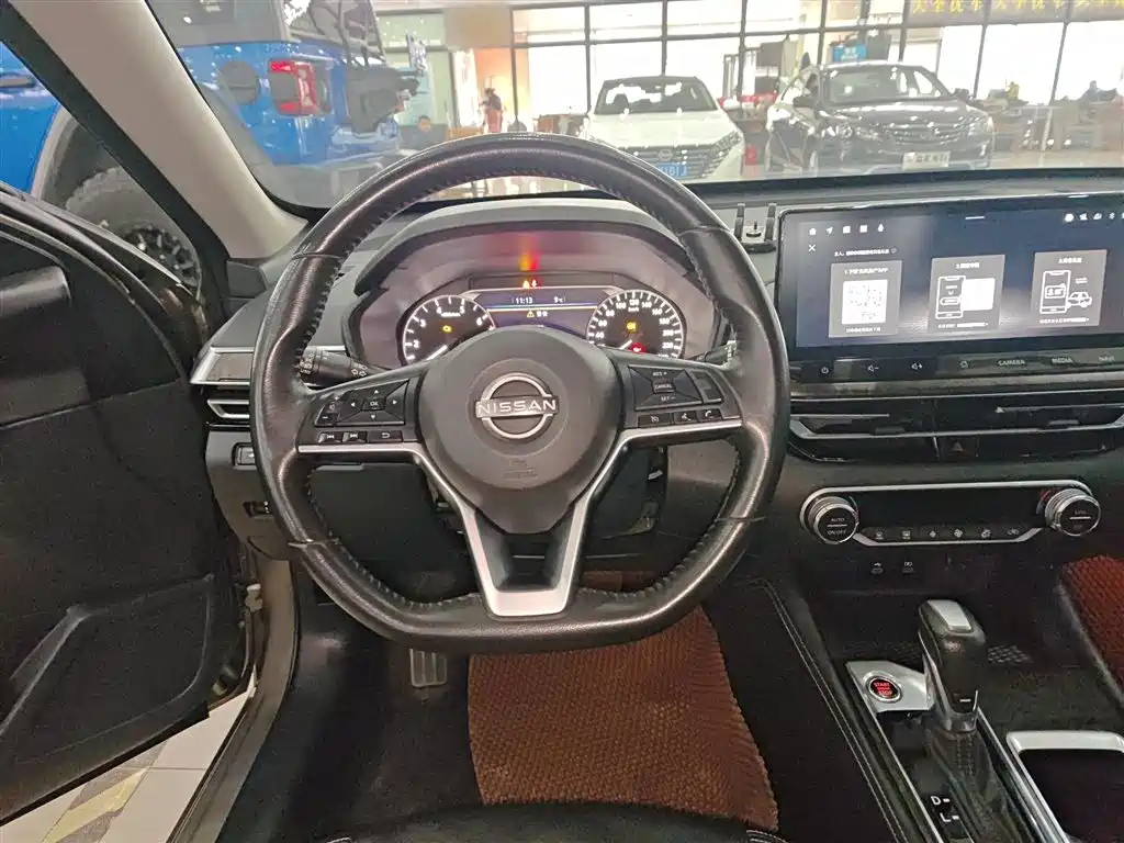 Nissan Teana 2023 — фото 11