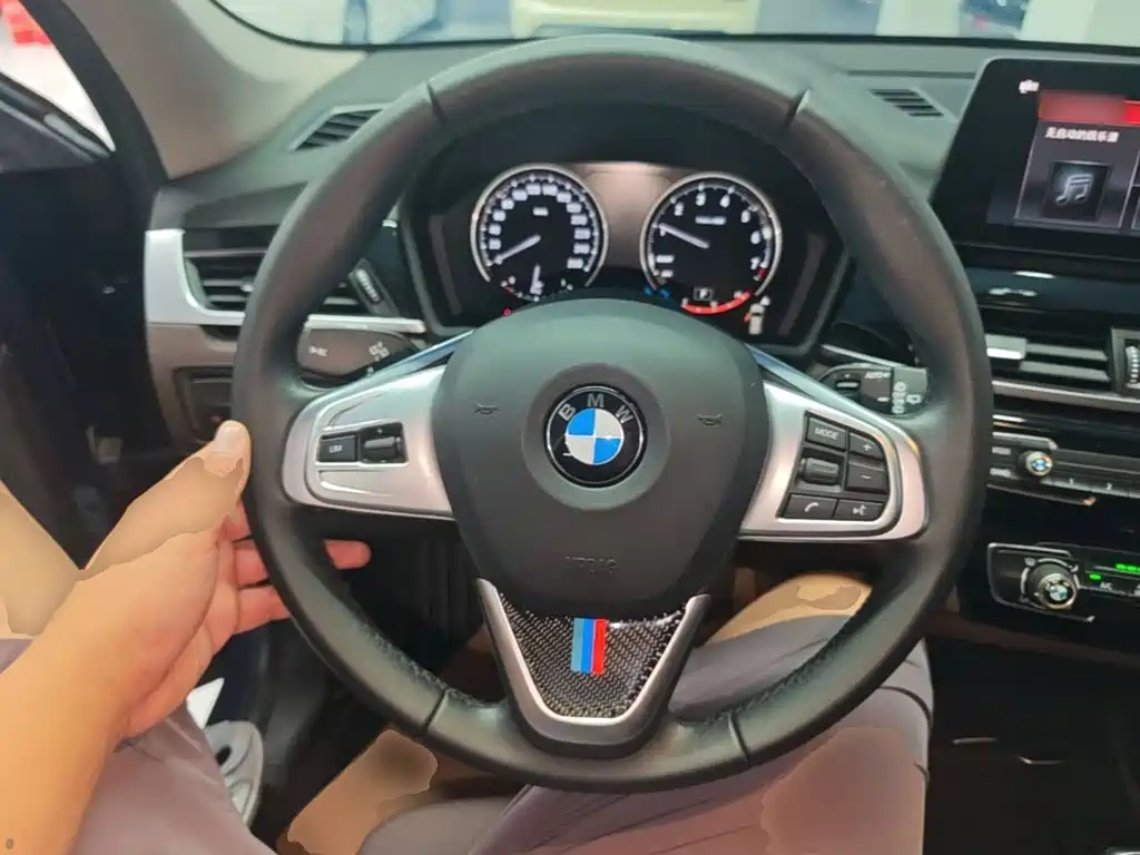 BMW X1 2021 — фото 11