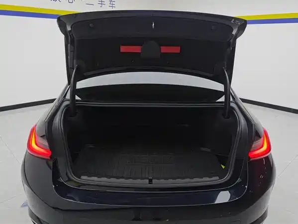 BMW i3 2022
