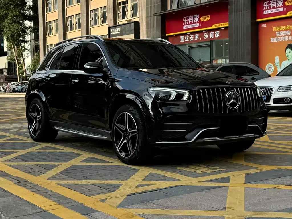 Mercedes-Benz GLE AMG 2020 — фото 1