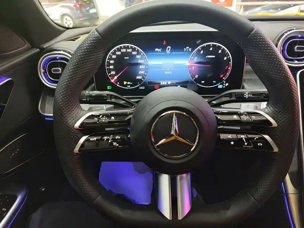 Mercedes-Benz C-Class 2023