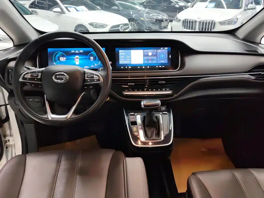 GAC Trumpchi M6 2020 — фото 12