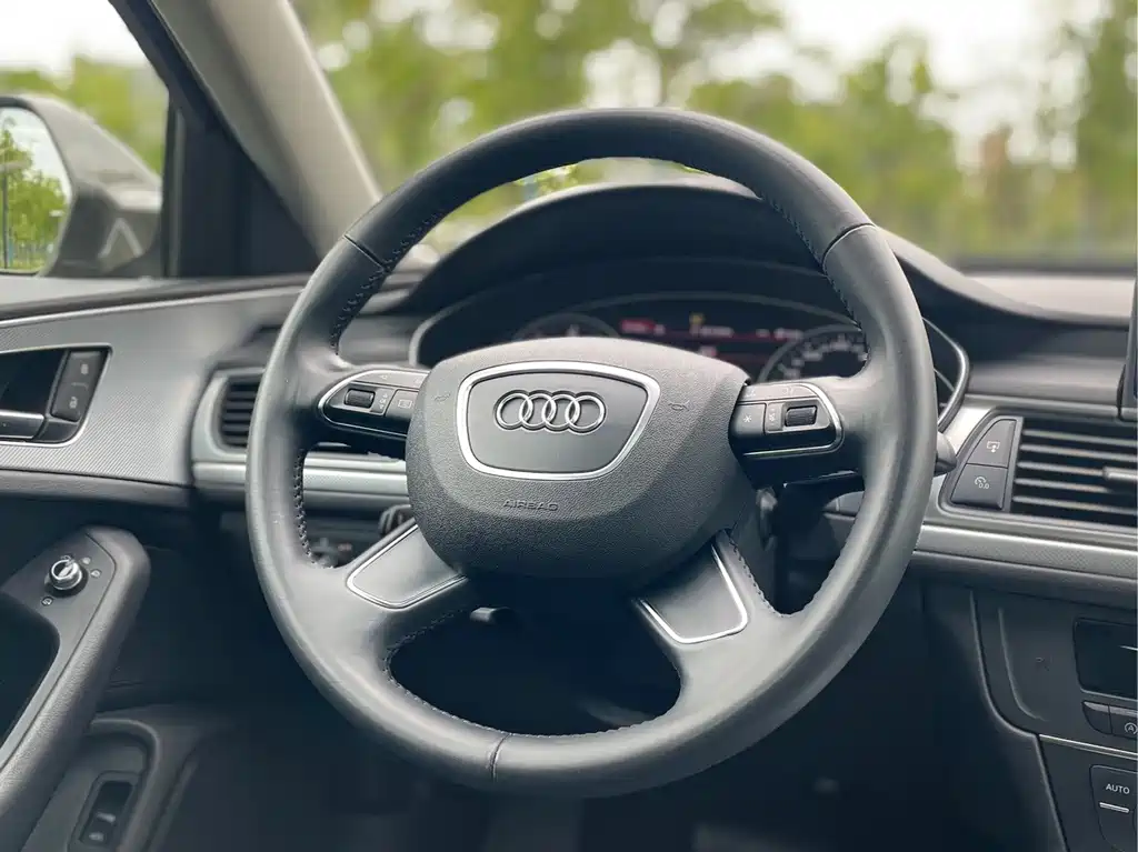 Audi A6L 2015 — фото 10
