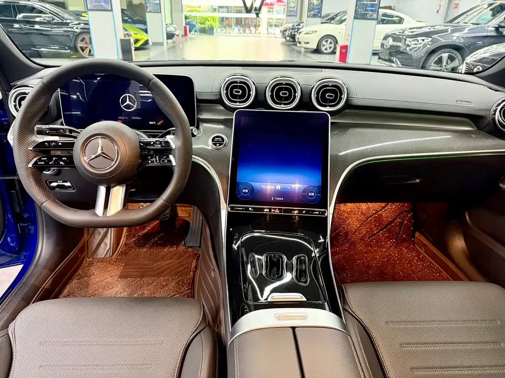Mercedes-Benz C-Class 2023