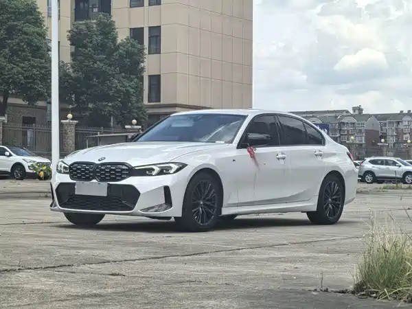 BMW 3 Series 2024