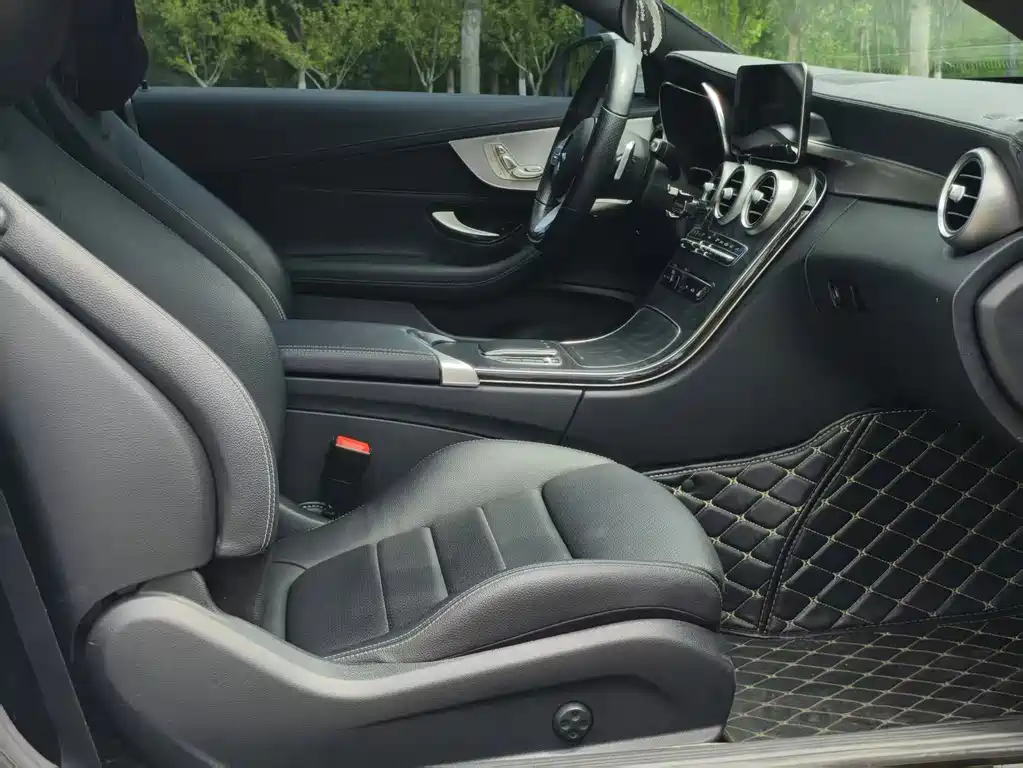 Mercedes-Benz C-Class 2020