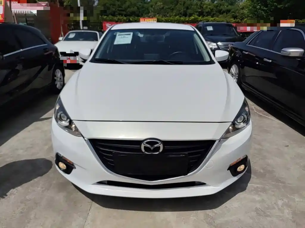 Mazda 3 Axela 2016