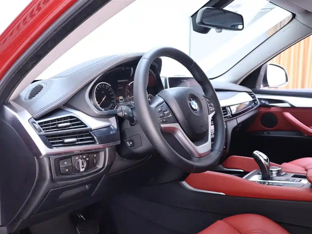 BMW X6 2018 — фото 11