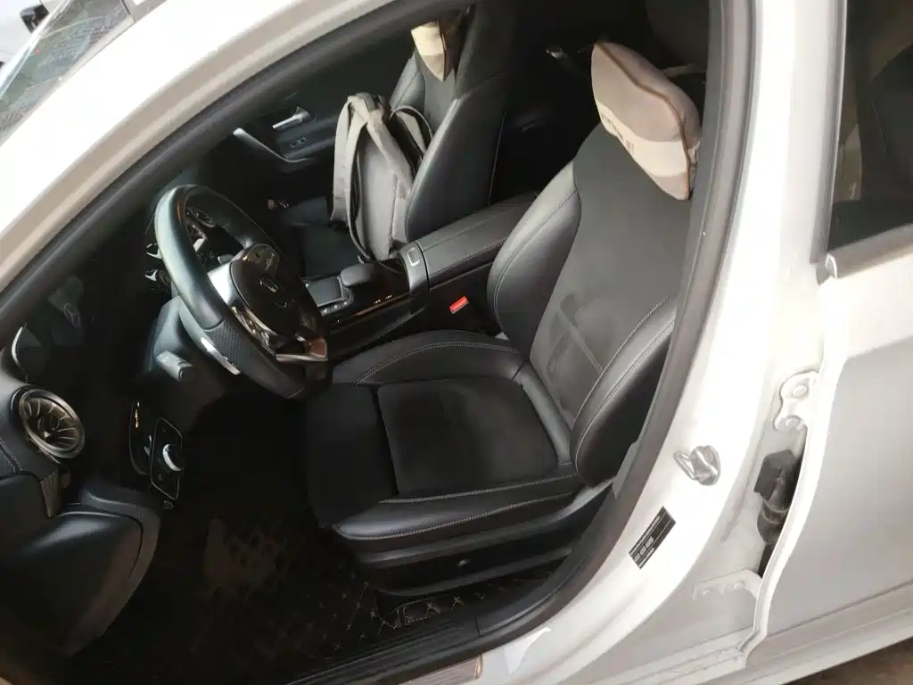 Mercedes-Benz A-Class 2022 — фото 14