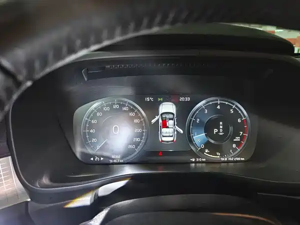 Volvo XC40 2021