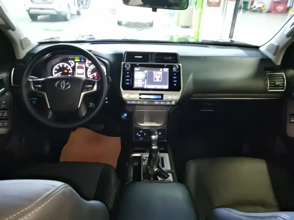 Toyota Prado 2020