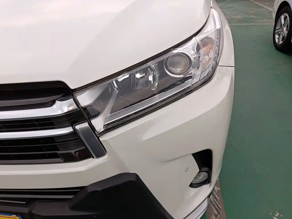 Toyota Highlander 2019 — фото 18