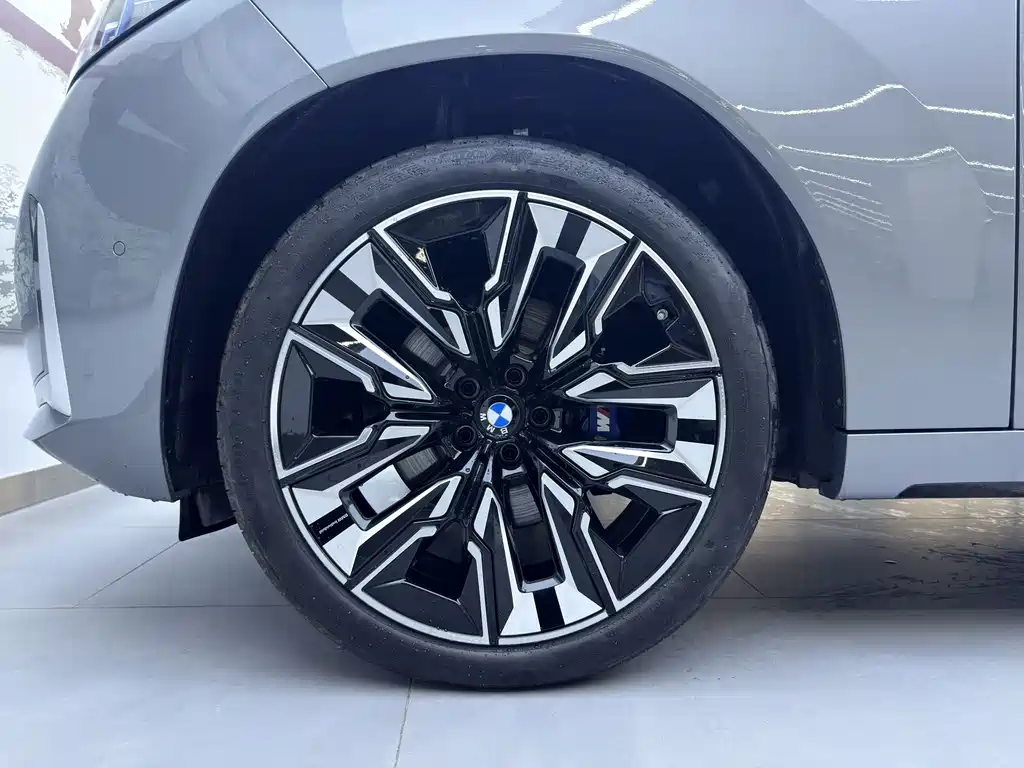 BMW X3 — фото 9