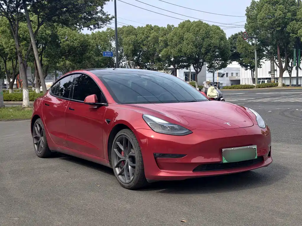 Tesla Model 3 2022 — фото 3