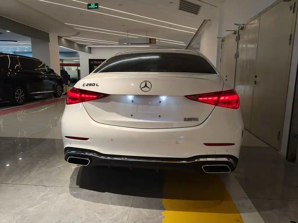 Mercedes-Benz C-Class 2023 — фото 15
