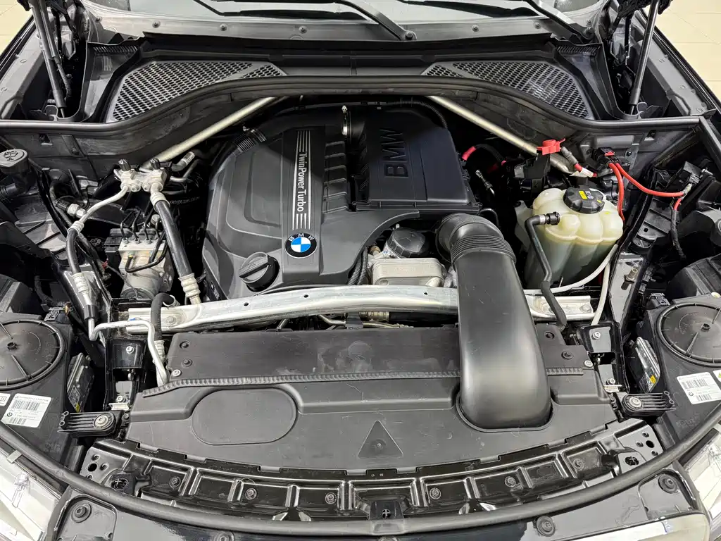 BMW X5 2018 — фото 12