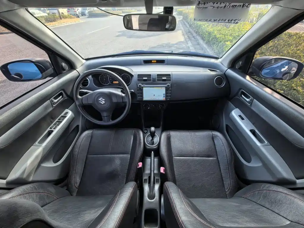 Suzuki Swift 2015 — фото 22