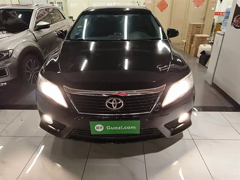 Toyota Camry 2014 — фото 19