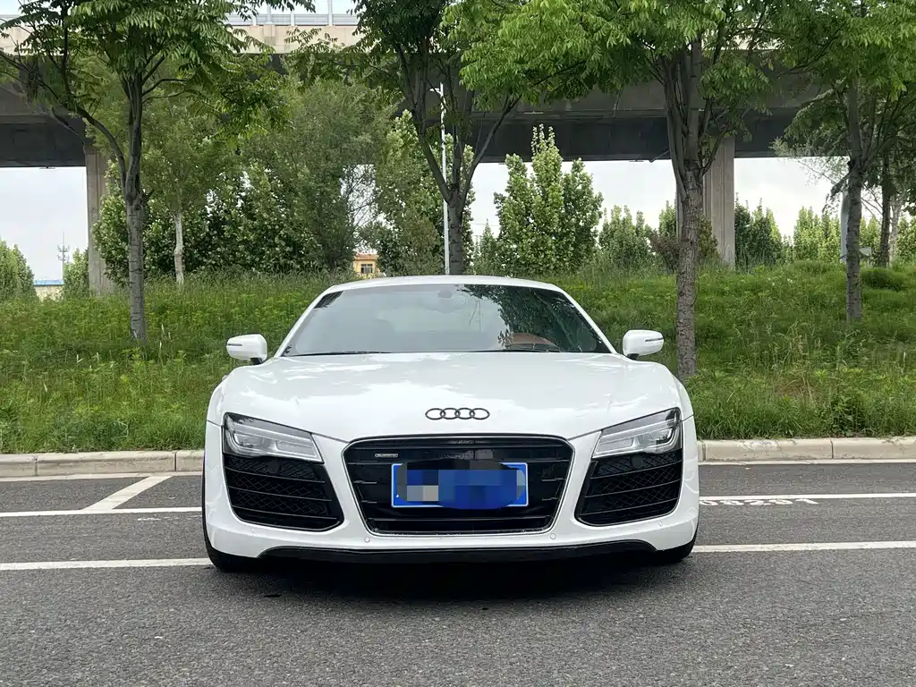 Audi R8 2016