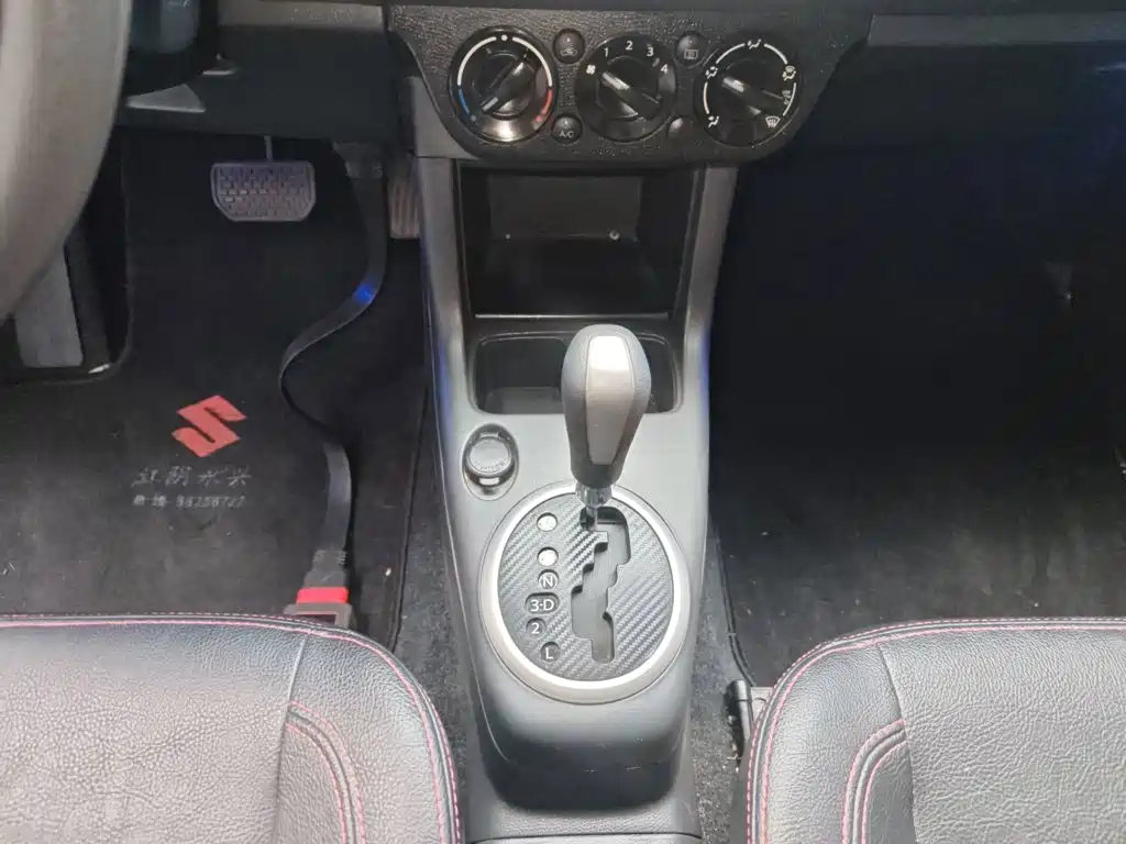 Suzuki Swift 2015