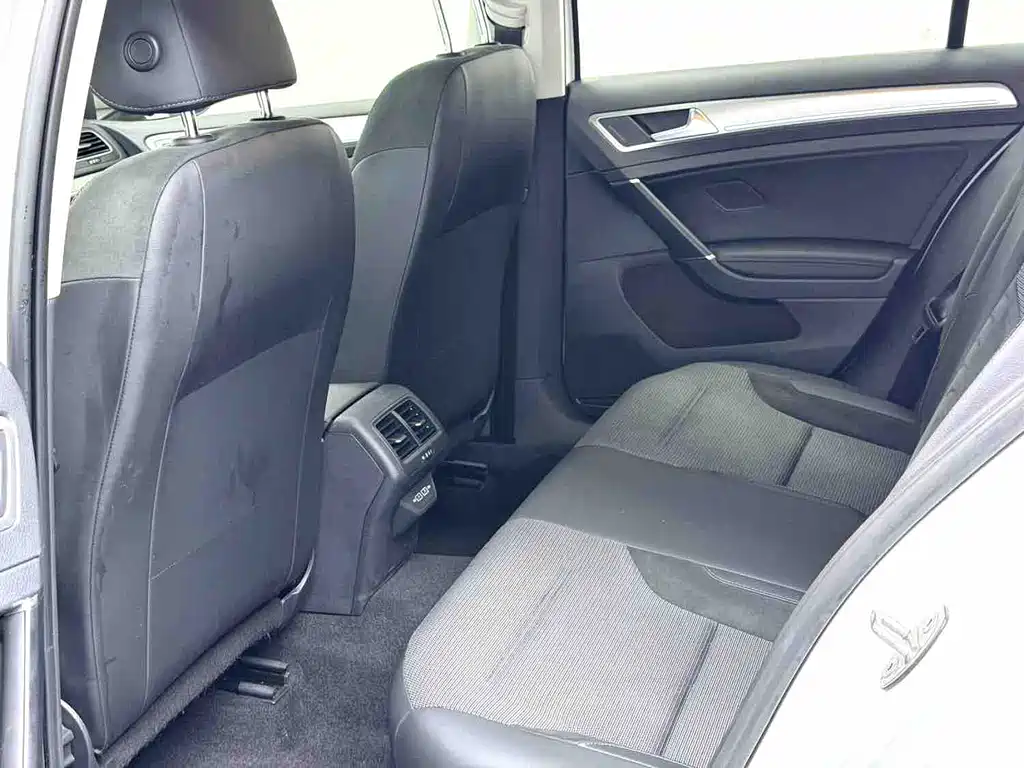 Volkswagen Golf 2020