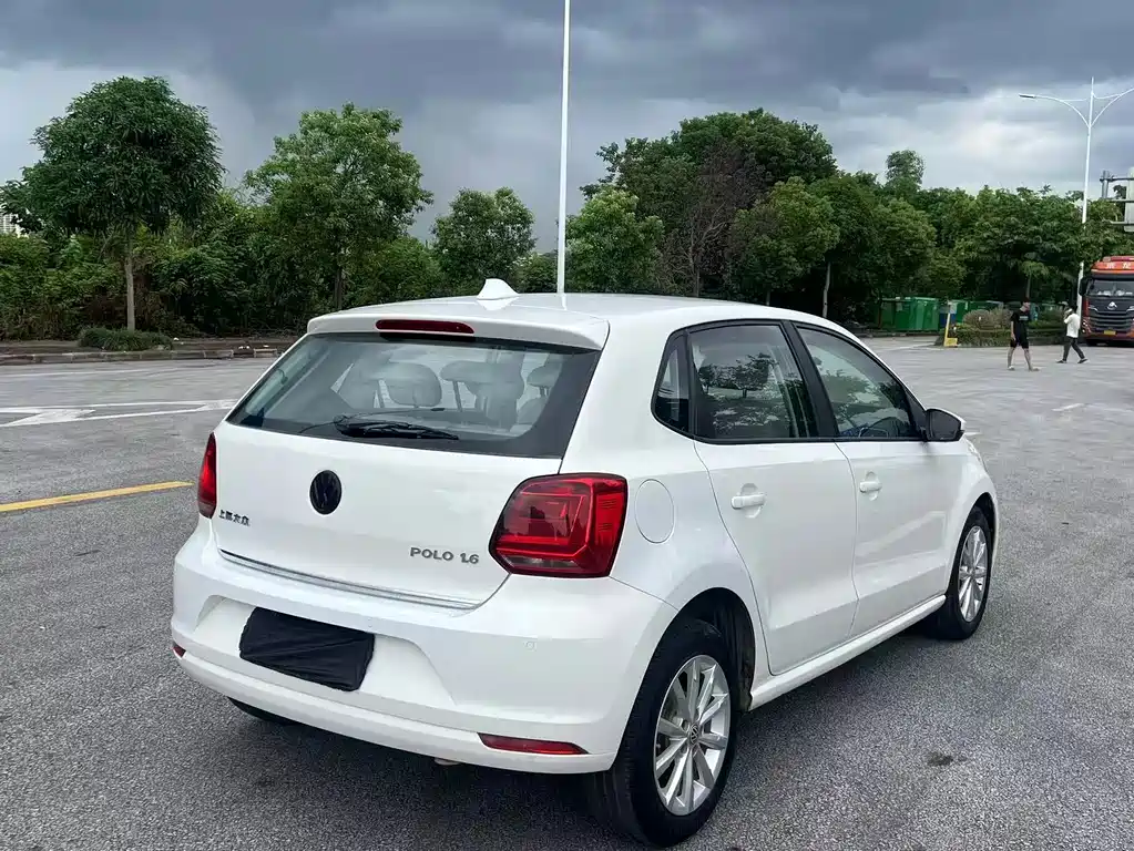 Volkswagen Polo 2014