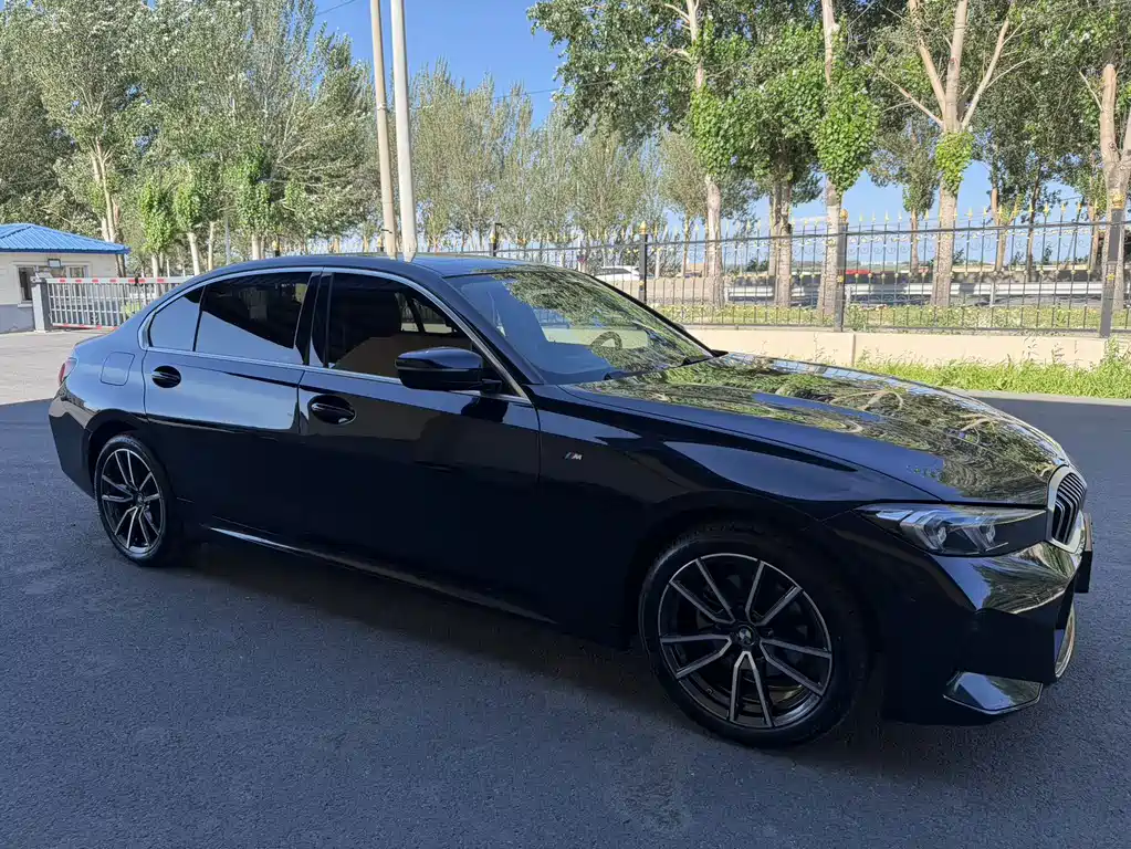 BMW 3 Series 2023