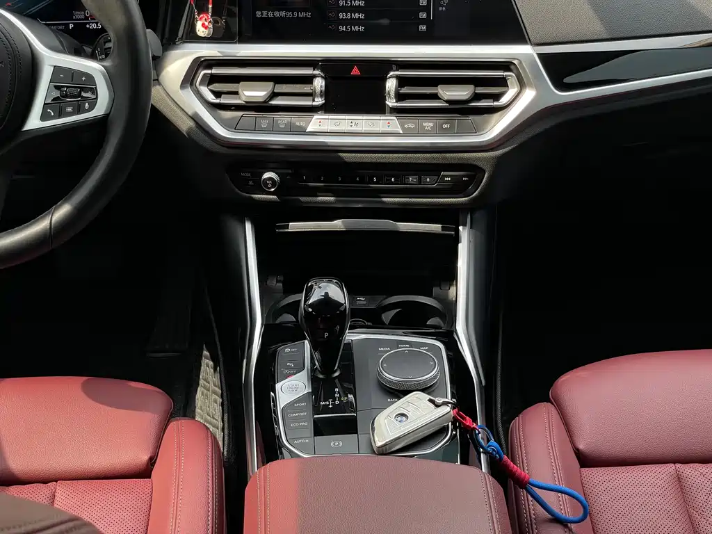 BMW 3 Series 2022 — фото 11