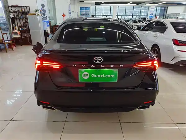 Toyota Avalon 2021