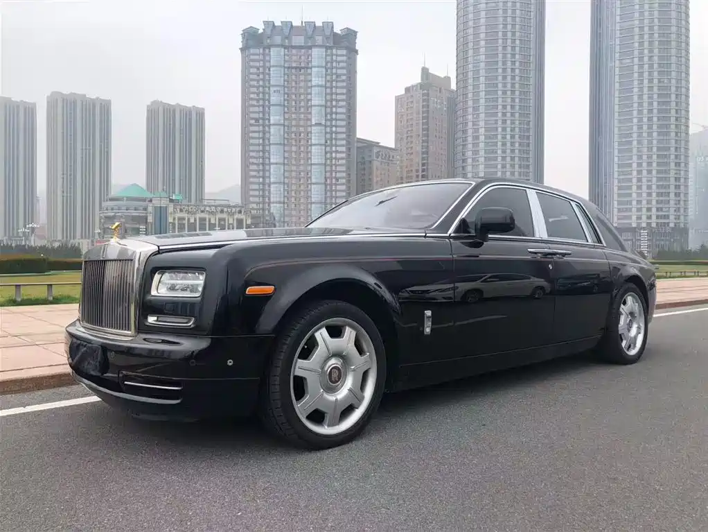 Rolls-Royce Phantom 2013 — фото 2