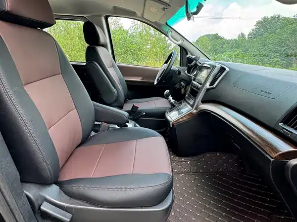 Dongfeng Fengxing CM7 2018