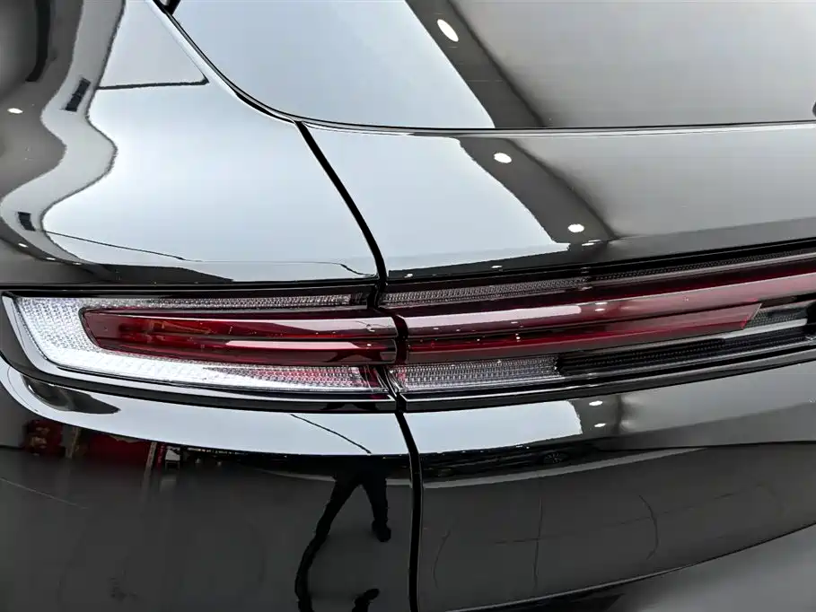 Porsche Cayenne 2025 — фото 10