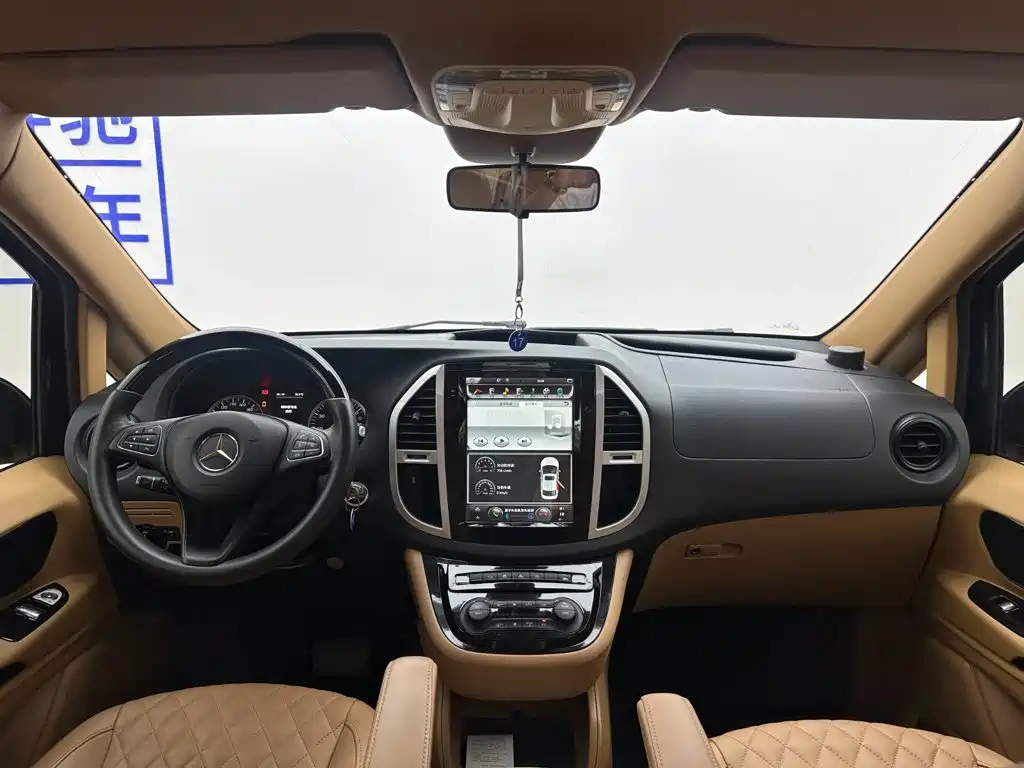 Mercedes-Benz Vito 2017 — фото 14