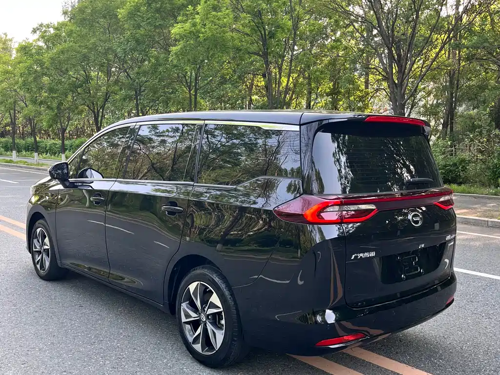 GAC Motor Trumpchi M6 2023 — фото 8