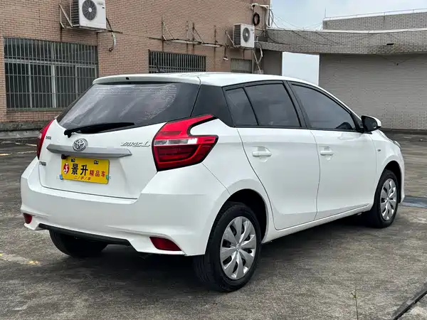Toyota Yaris L 2019