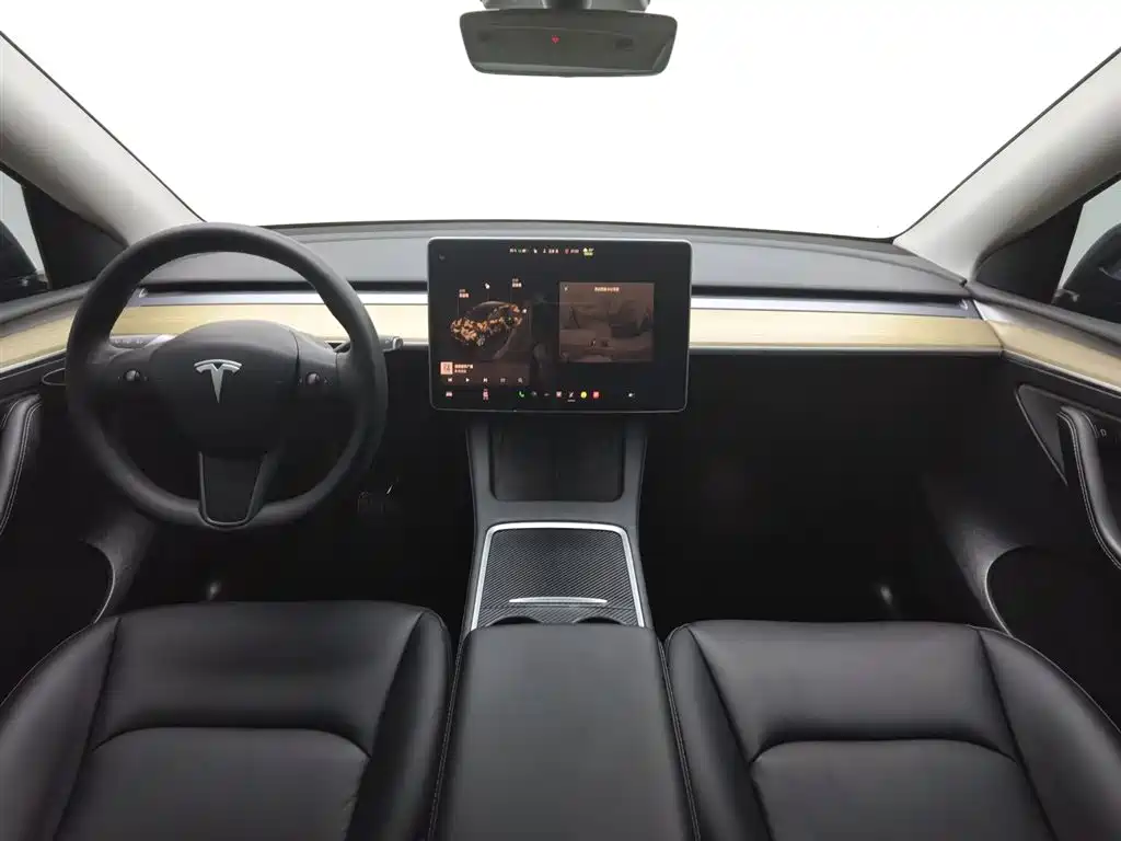 Tesla Model Y 2022 — фото 5