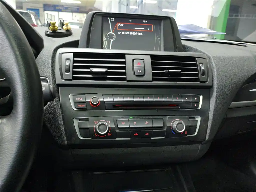 BMW 1 Series 2014 — фото 13