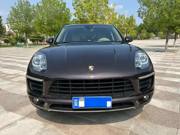 Porsche Macan 2016