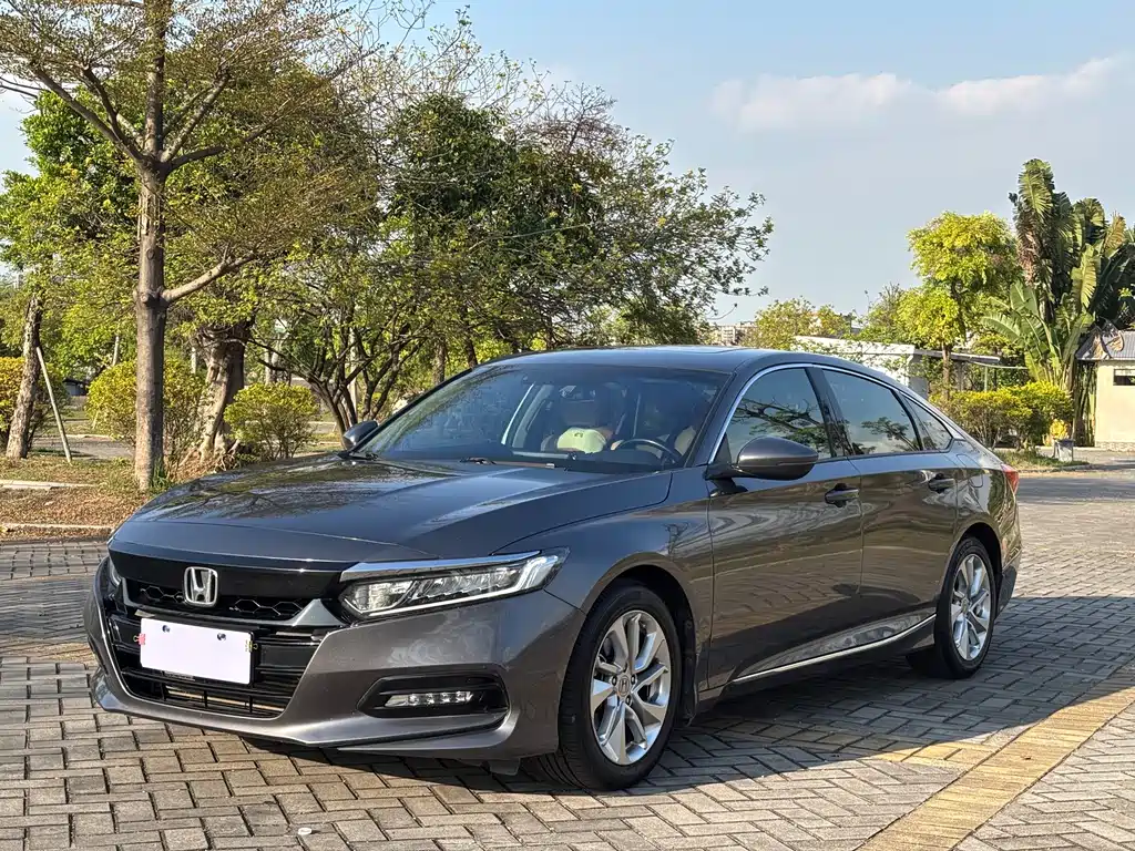 Honda Accord 2021 — фото 1