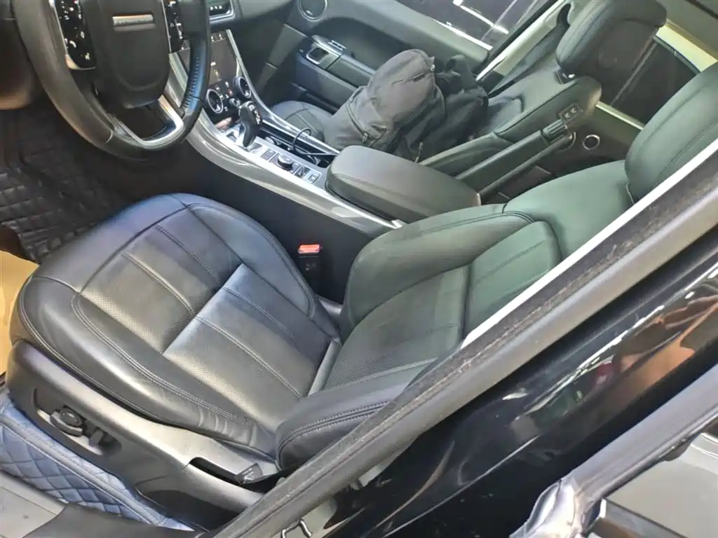 Land Rover Sport PHEV 2020 — фото 11