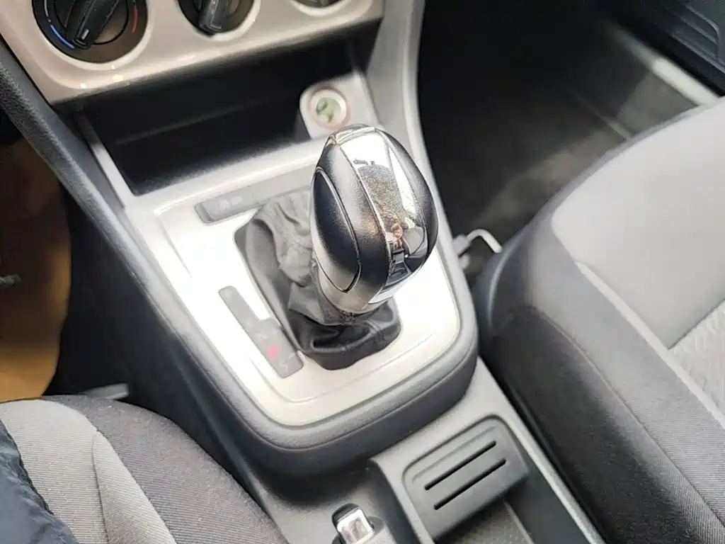 Volkswagen Gran Lavida 2015 — фото 14