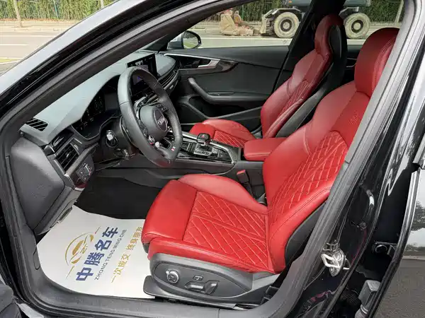 Audi S4 2023