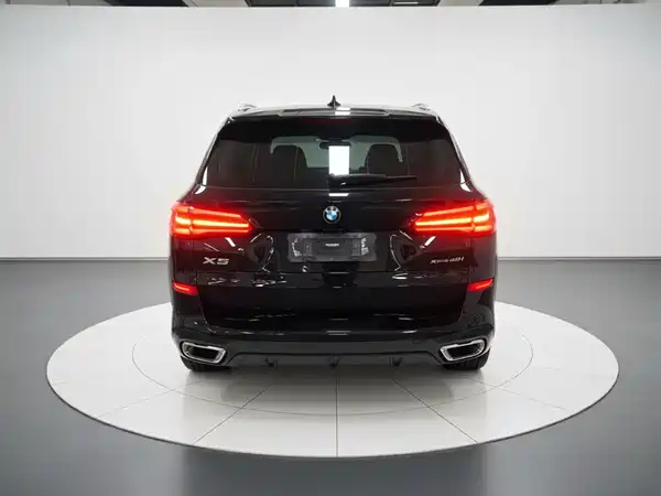 BMW X5 2021