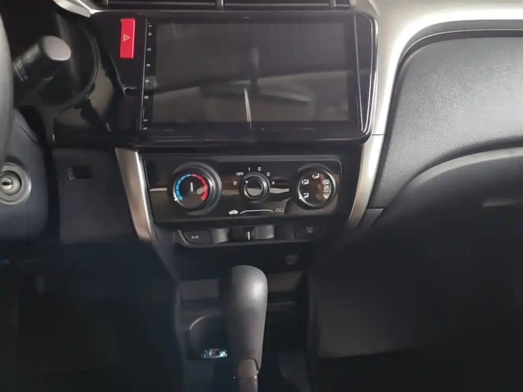 Honda City 2016 — фото 13