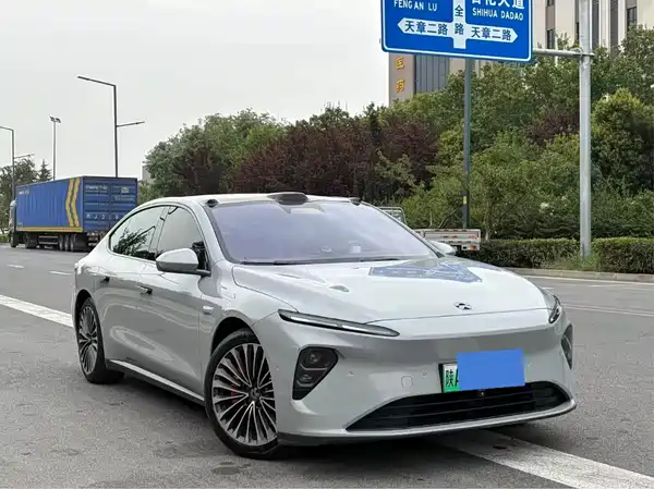 NIO ET7 2022