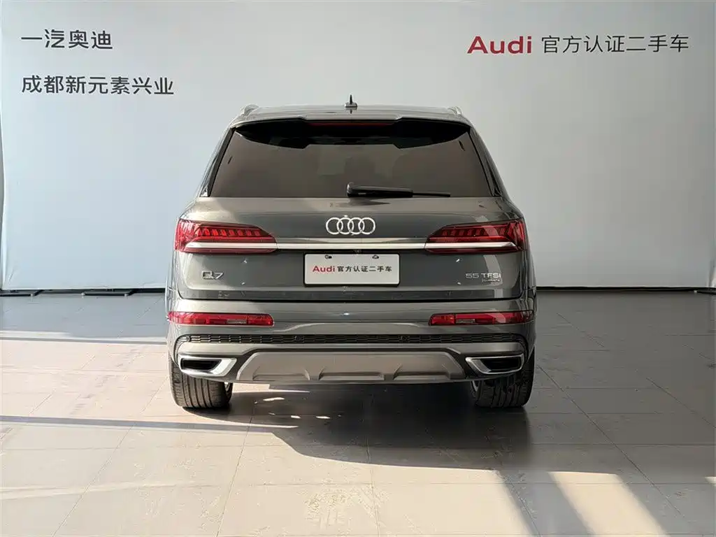 Audi Q7 2023 — фото 5