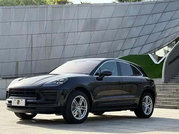 Porsche Macan 2024