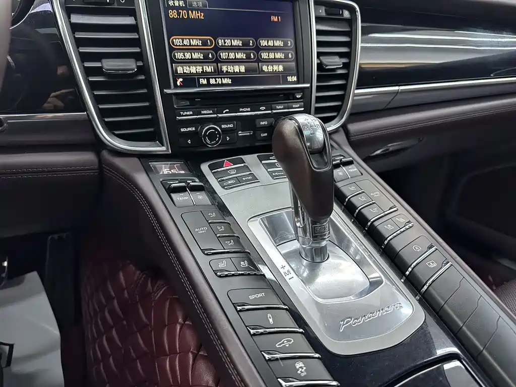 Porsche Panamera 2015 — фото 9
