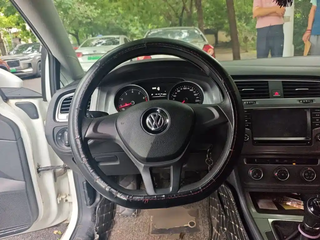 Volkswagen Golf 2014