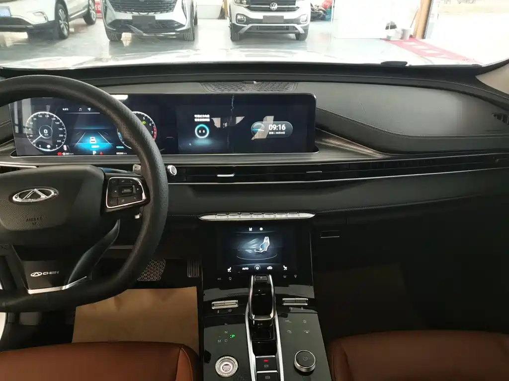 Chery Tiggo 8 PLUS 2021 — фото 13